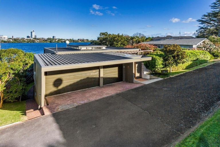 Photo of property in 47 Sylvan Park Avenue, Milford, Auckland, 0620