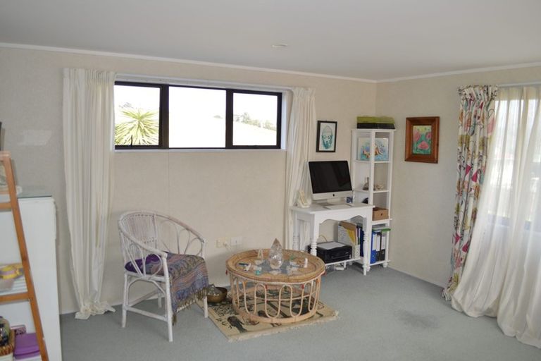 Photo of property in 220 Pagitt Street, Coromandel, 3506