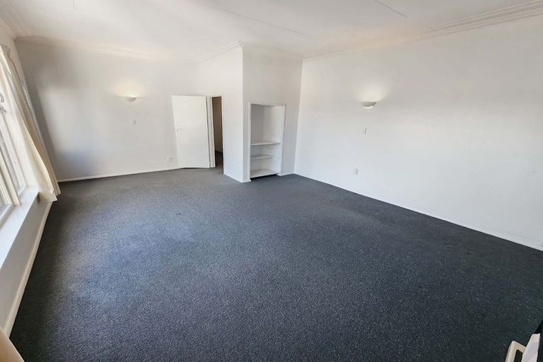 Photo of property in 14 Austin Street, Mount Victoria, Wellington, 6011