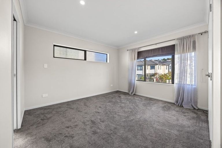 Photo of property in 16 Lime Hill Rise, Flat Bush, Auckland, 2019