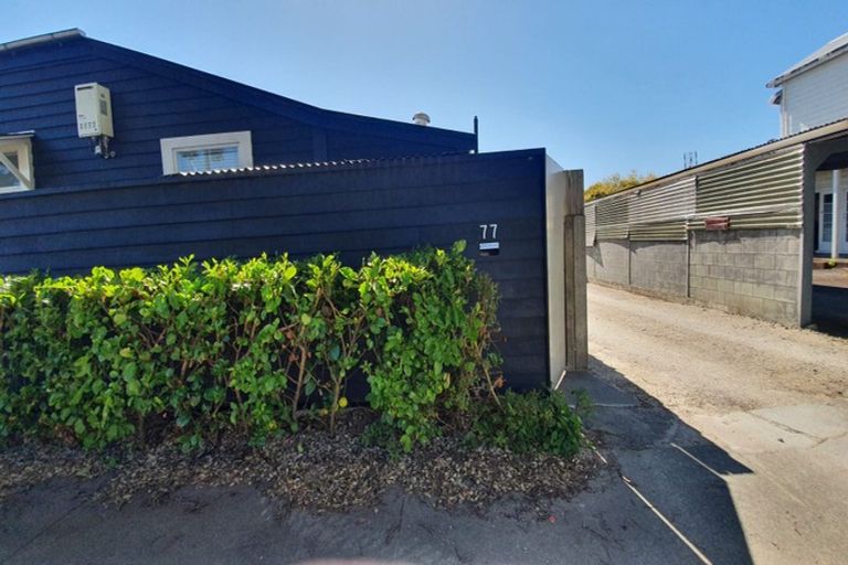 Photo of property in 77 Eliot Street, New Plymouth, 4310