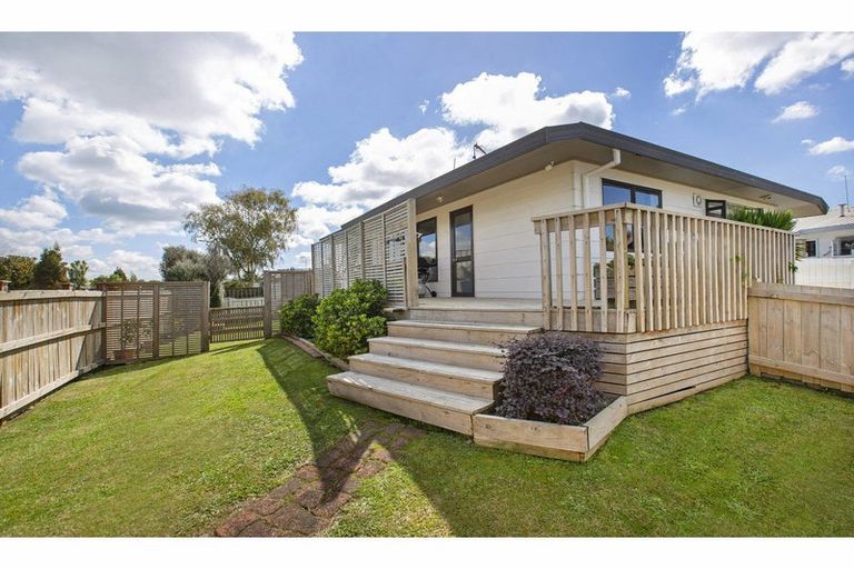 Photo of property in 23 Lloyd Drive, Nawton, Hamilton, 3200