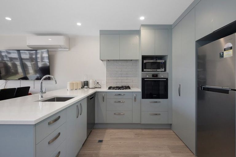 Photo of property in 29b Comber Place, Johnsonville, Wellington, 6037