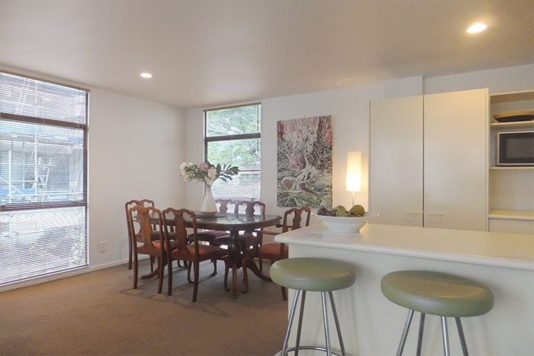 Photo of property in 5/69 Carlton Mill Road, Merivale, Christchurch, 8014