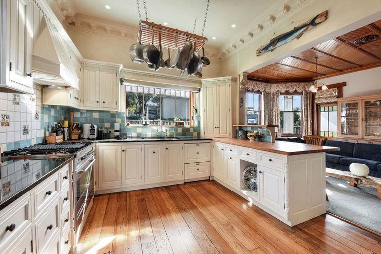 Photo of property in 46 Bronte Street, Nelson, 7010