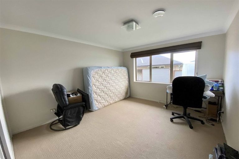 Photo of property in 34 Hoffman Court, Waikiwi, Invercargill, 9810