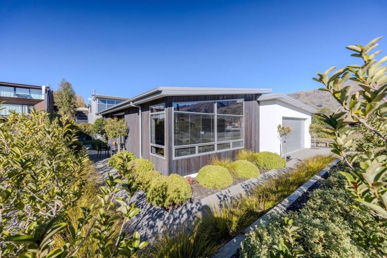 Photo of property in 126 Warren Street, Wanaka, 9305