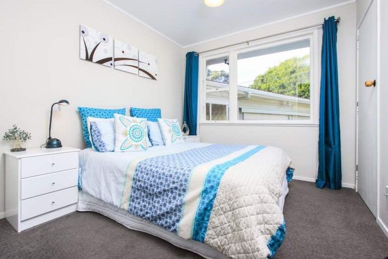 Photo of property in 8 Kay Drive, Blockhouse Bay, Auckland, 0600