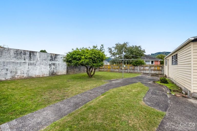 Photo of property in 106 Mcleod Street, Elderslea, Upper Hutt, 5018