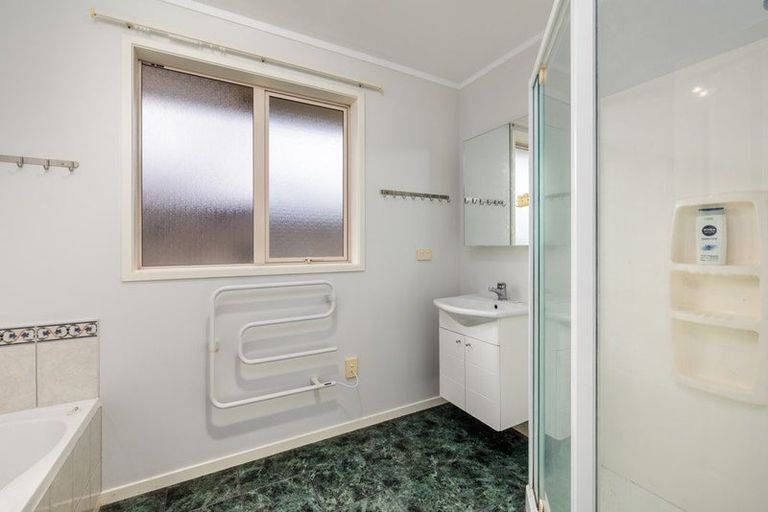 Photo of property in 34 Ranui Avenue, Kerikeri, 0230