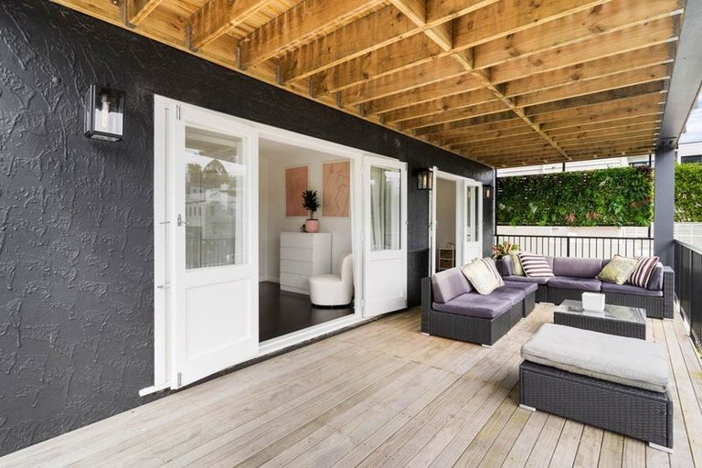 Photo of property in 52 Reihana Street, Orakei, Auckland, 1071