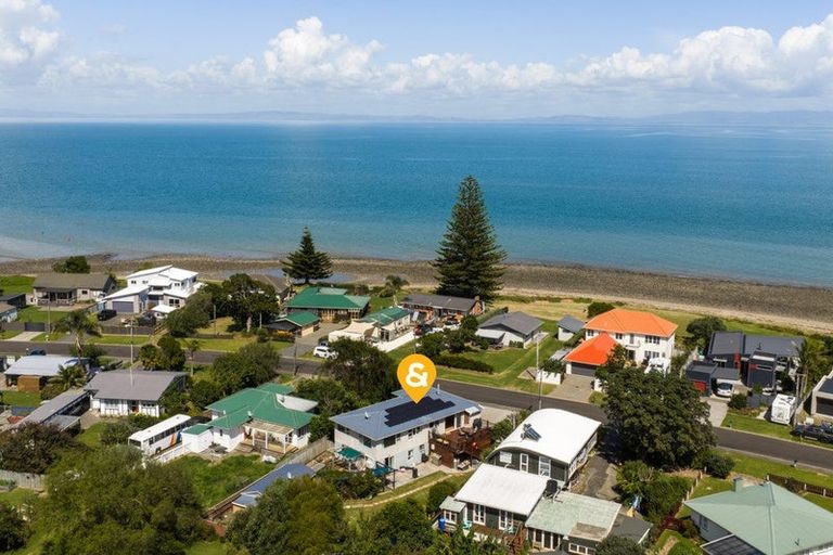 Photo of property in 22 Seaview Avenue, Te Puru, Thames, 3575