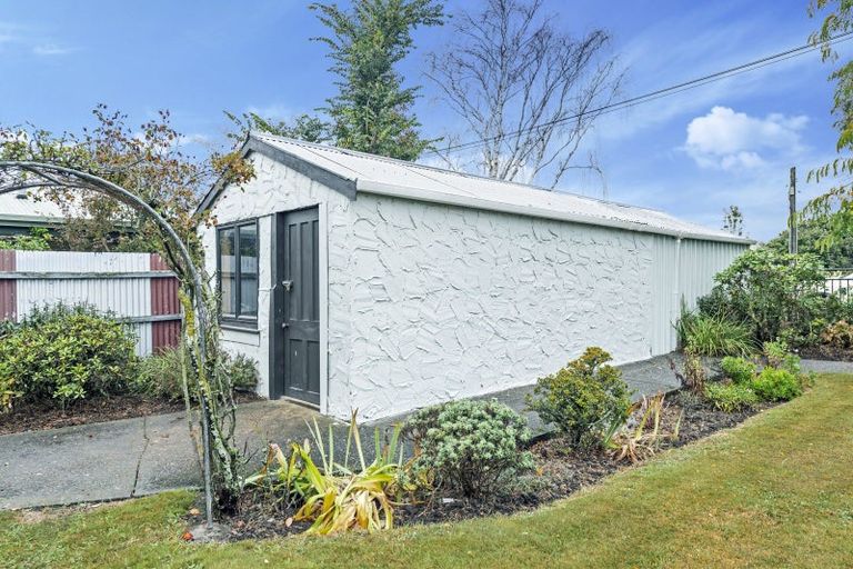 Photo of property in 13 Lee Street, Southbridge, 7602