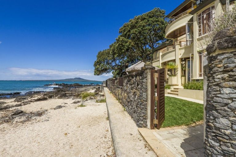 Photo of property in 20a Minnehaha Avenue, Takapuna, Auckland, 0622