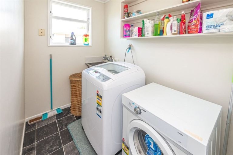 Photo of property in 11 Wembley Place, Whanganui East, Whanganui, 4500