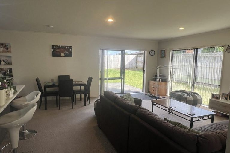 Photo of property in 45 Cityview Place, Massey, Auckland, 0614