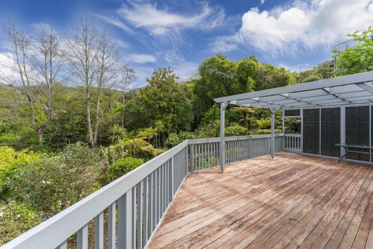 Photo of property in 19 Te Urunga Place, Acacia Bay, Taupo, 3330