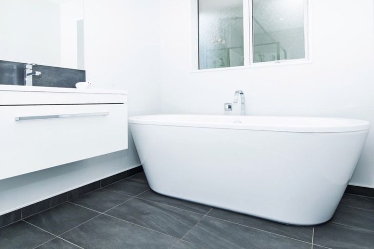 Photo of property in 11 Courtfield Close, Parklands, Christchurch, 8083