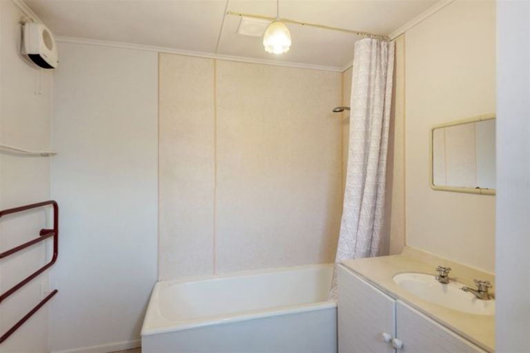 Photo of property in 8 Baretta Street, Somerfield, Christchurch, 8024