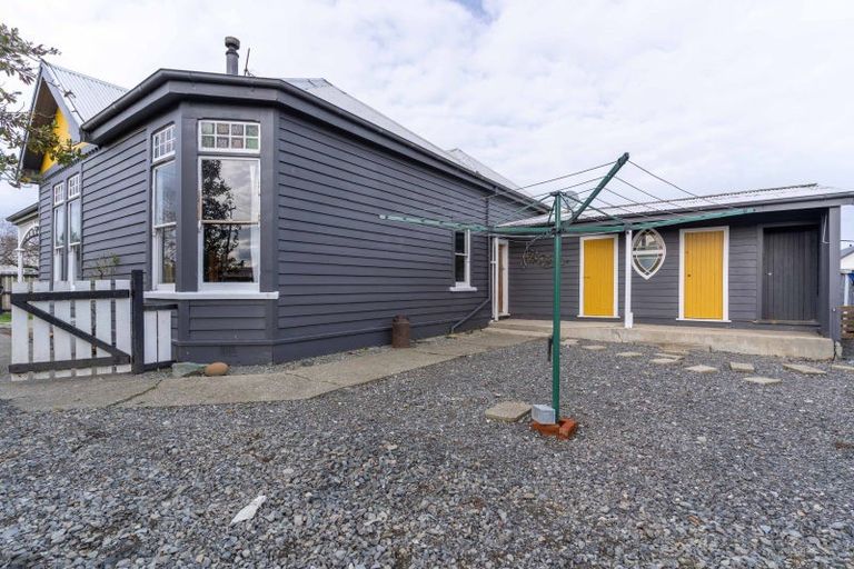 Photo of property in 224 Park Street, Winton, 9720