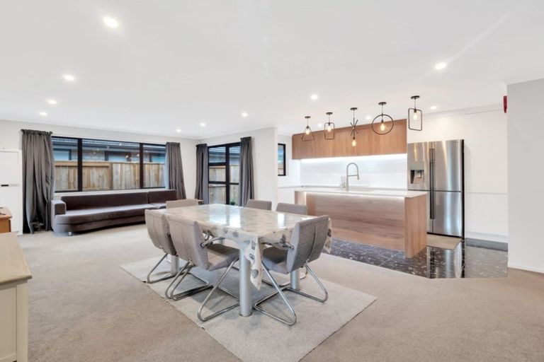 Photo of property in 45 Awataha Crescent, Pyes Pa, Tauranga, 3110