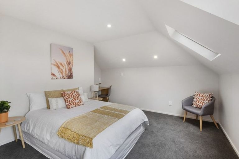 Photo of property in 7 Goodall Place, Redwood, Christchurch, 8051