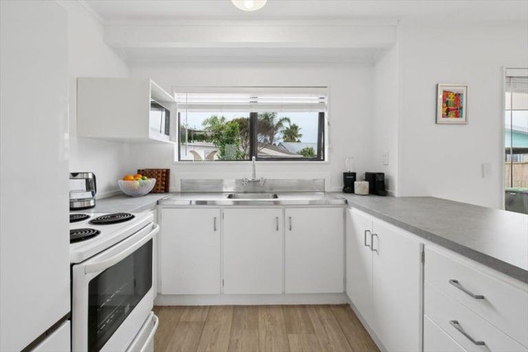 Photo of property in 13a Opal Drive, Papamoa Beach, Papamoa, 3118