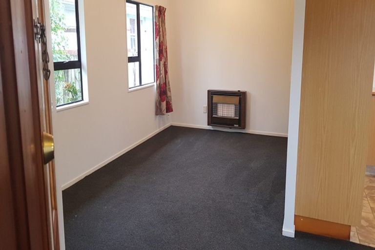 Photo of property in 1/28 Logan Street, Ebdentown, Upper Hutt, 5018