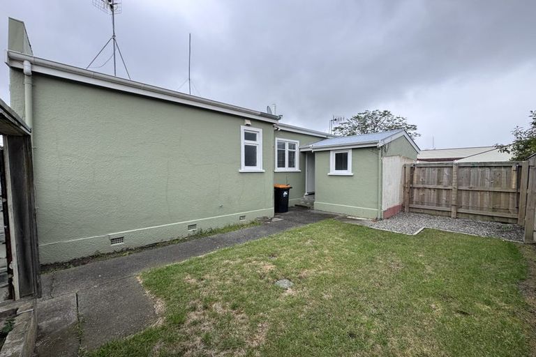 Photo of property in 12 Moana Street, Hokowhitu, Palmerston North, 4410