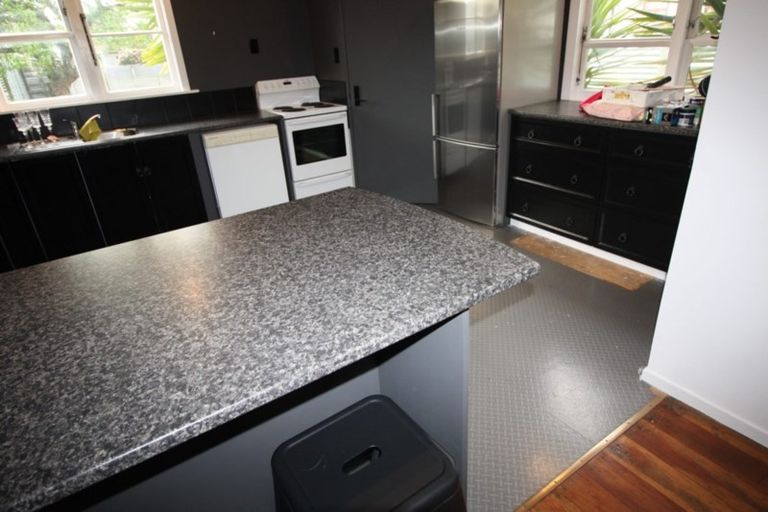 Photo of property in 10 Fairs Road, Milson, Palmerston North, 4414