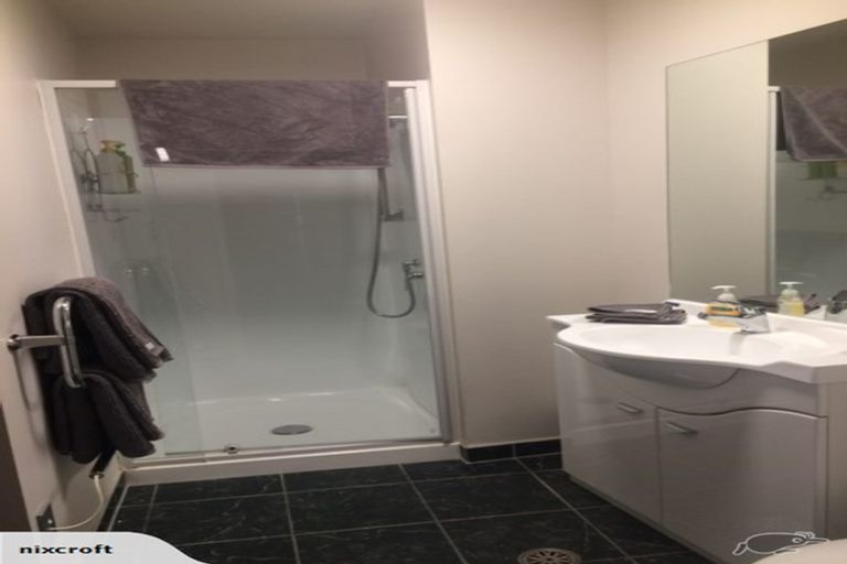 Photo of property in Atrium Towers, 4n/154 The Terrace, Wellington Central, Wellington, 6011