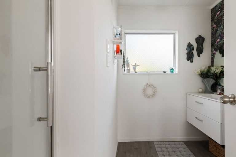 Photo of property in 2/16 Parkers Road, Tahunanui, Nelson, 7011