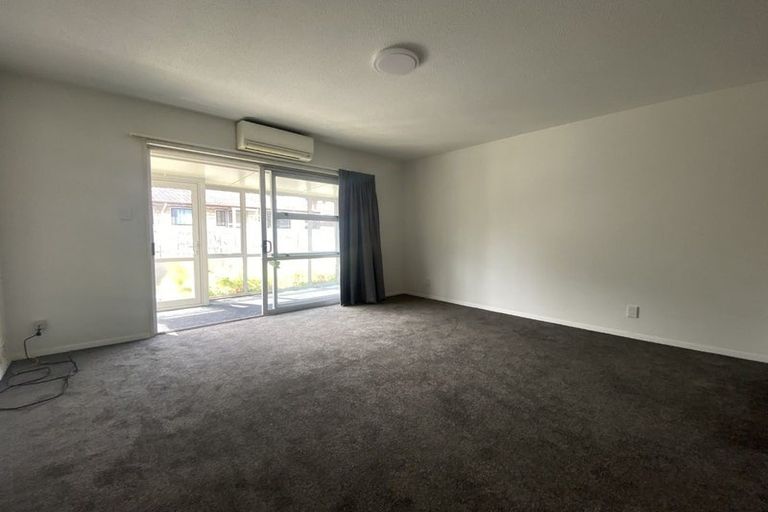 Photo of property in 2/12 Peer Street, Upper Riccarton, Christchurch, 8041