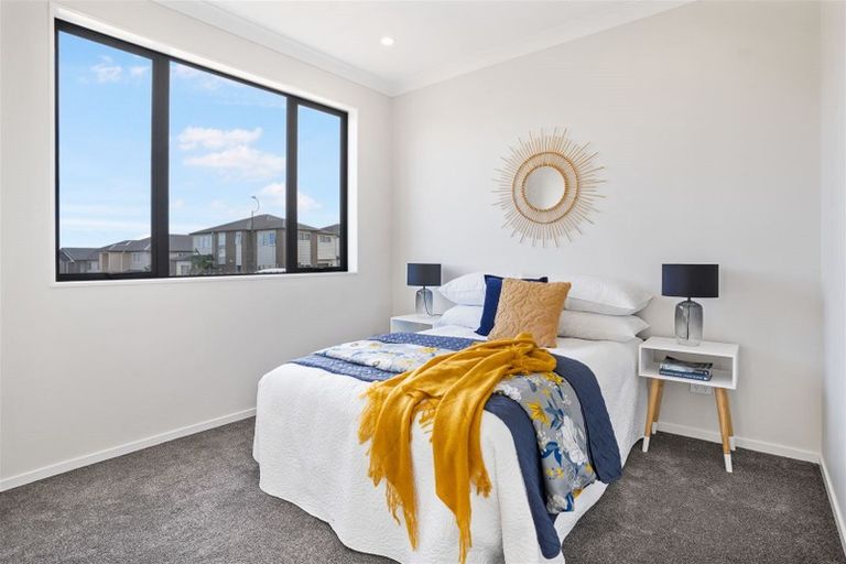 Photo of property in 42 Drumbuoy Drive, Flat Bush, Auckland, 2019