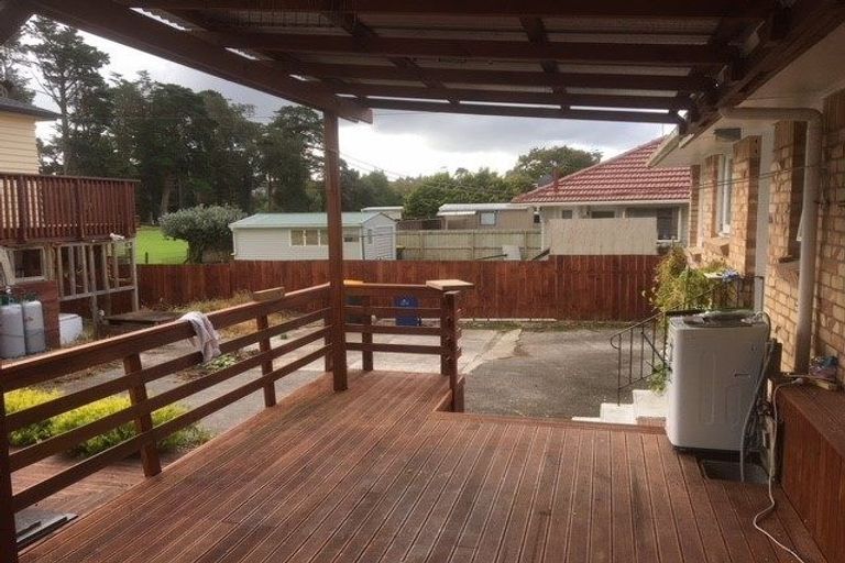 Photo of property in 57 Wilsher Crescent, Henderson, Auckland, 0612