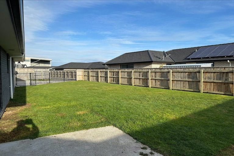 Photo of property in 68 Hinemoa Street, Levin, 5510