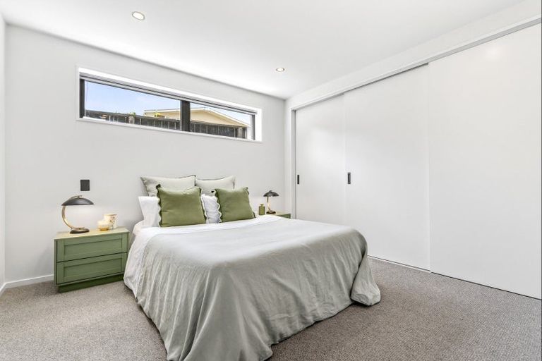 Photo of property in 38 Hunter Crescent, Wanaka, 9305
