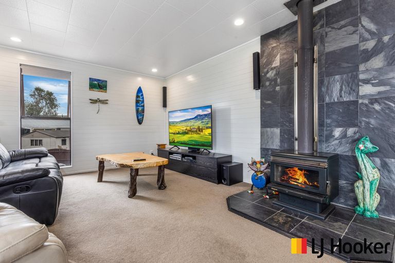 Photo of property in 189 Carnoustie Drive, Wattle Downs, Auckland, 2103