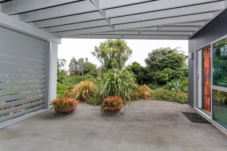 Photo of property in 46 Victoria Road, New Plymouth, 4310