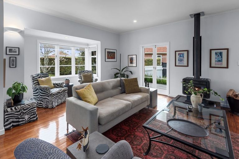 Photo of property in 6 Marsden Place, Kensington, Whangarei, 0112