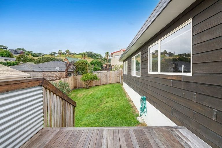 Photo of property in 11 Kestrel Heights, Arkles Bay, Whangaparaoa, 0932