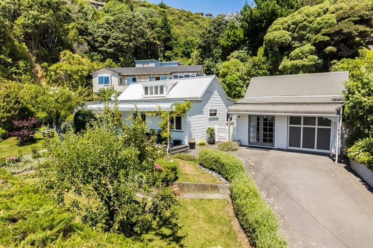 Photo of property in 88 Paremata Road, Paremata, Porirua, 5024