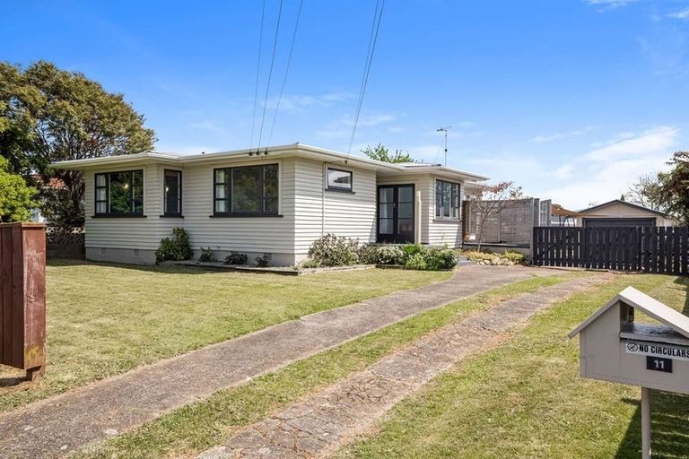 Photo of property in 11 George Street, Levin, 5510