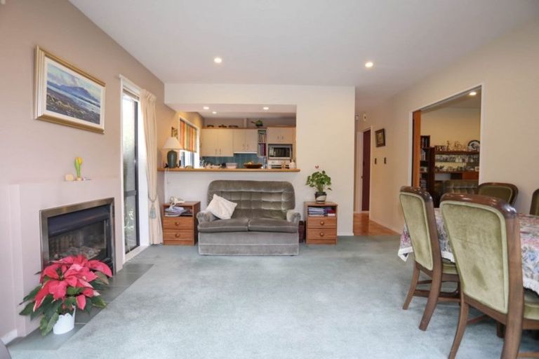 Photo of property in 4 Skyedale Drive, Harewood, Christchurch, 8051