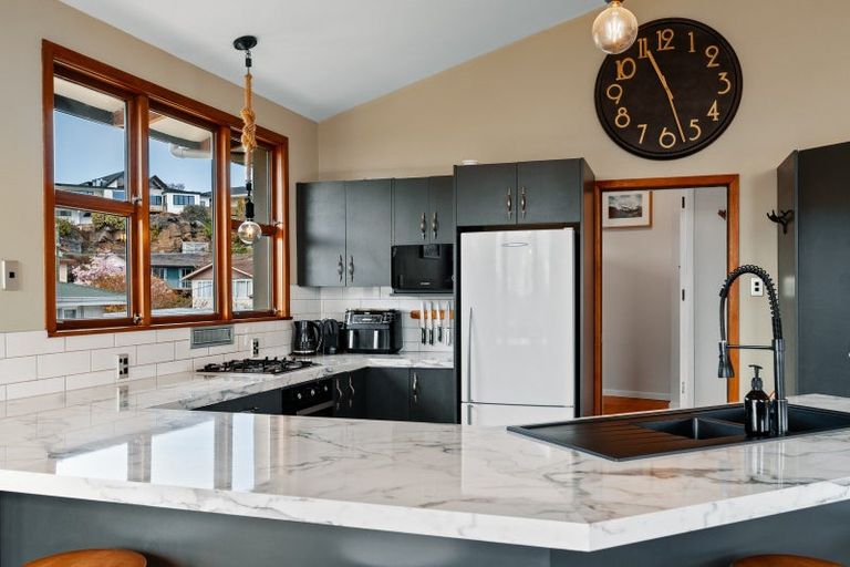 Photo of property in 2 Glencarron Street, Alexandra, 9320