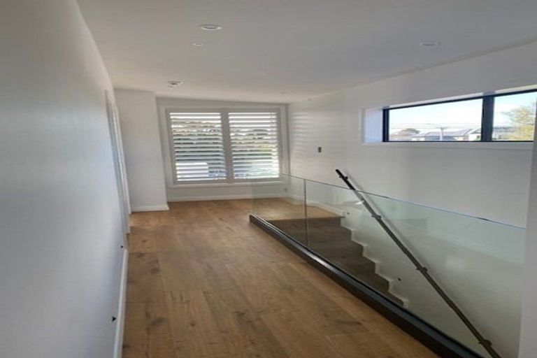 Photo of property in 57a Garreg Road, Bryndwr, Christchurch, 8052