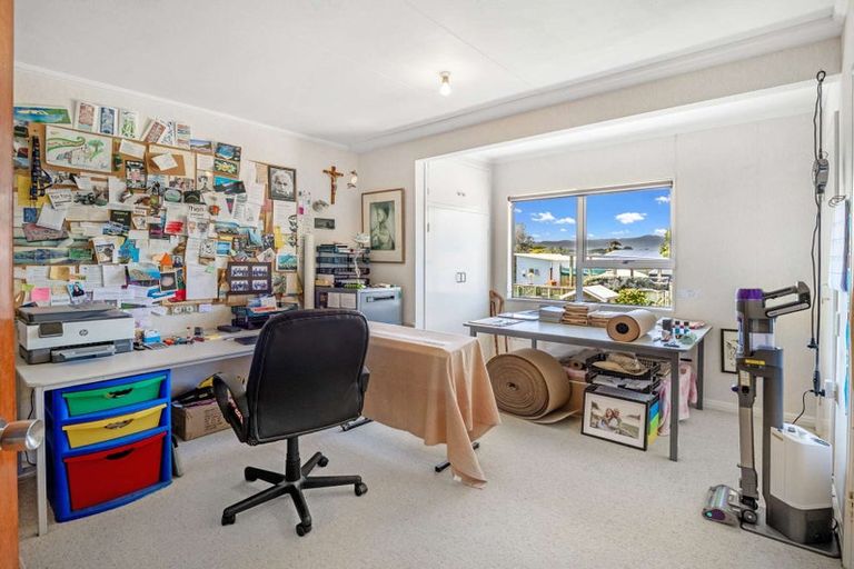 Photo of property in 14 Manga-pirau Street, Waikawa Beach, Manakau, 5573