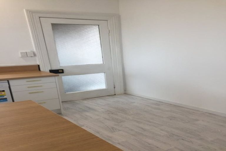 Photo of property in 21 Wharfe Street, South Hill, Oamaru, 9400