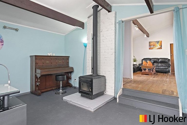 Photo of property in 3 Cargill Street, Papakura, 2110