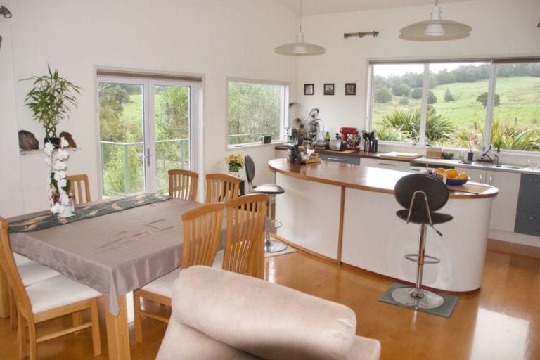 Photo of property in 648b Haruru Road, Kaukapakapa, 0873